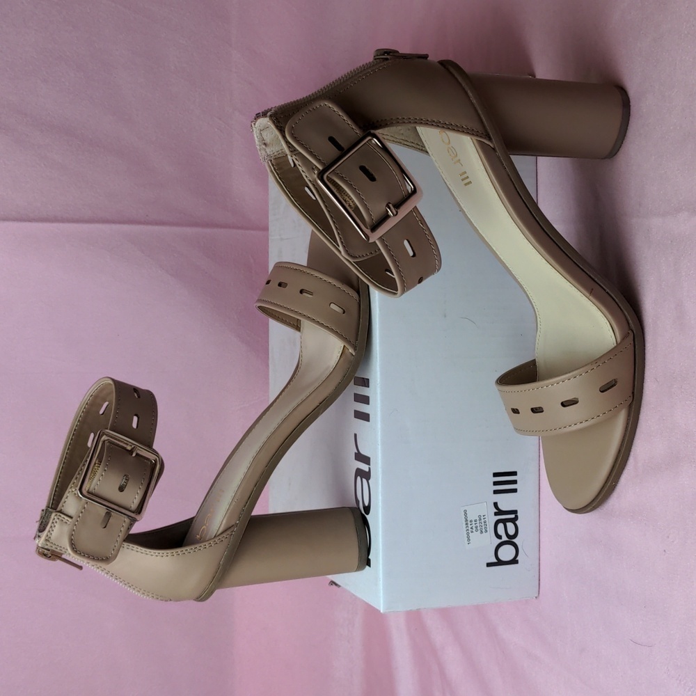 Bar III Breeanne Tan Neutral Open Toe Heeled Sandals size 7.5
